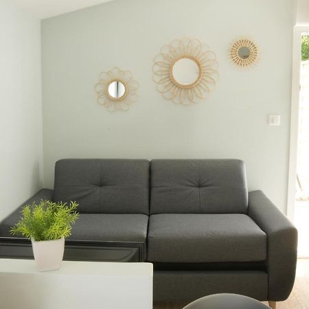 앙굴렘 T2 - 28M2 Avec Cour Et Stationnement, Wifi Et Linge Fournis 아파트 외부 사진